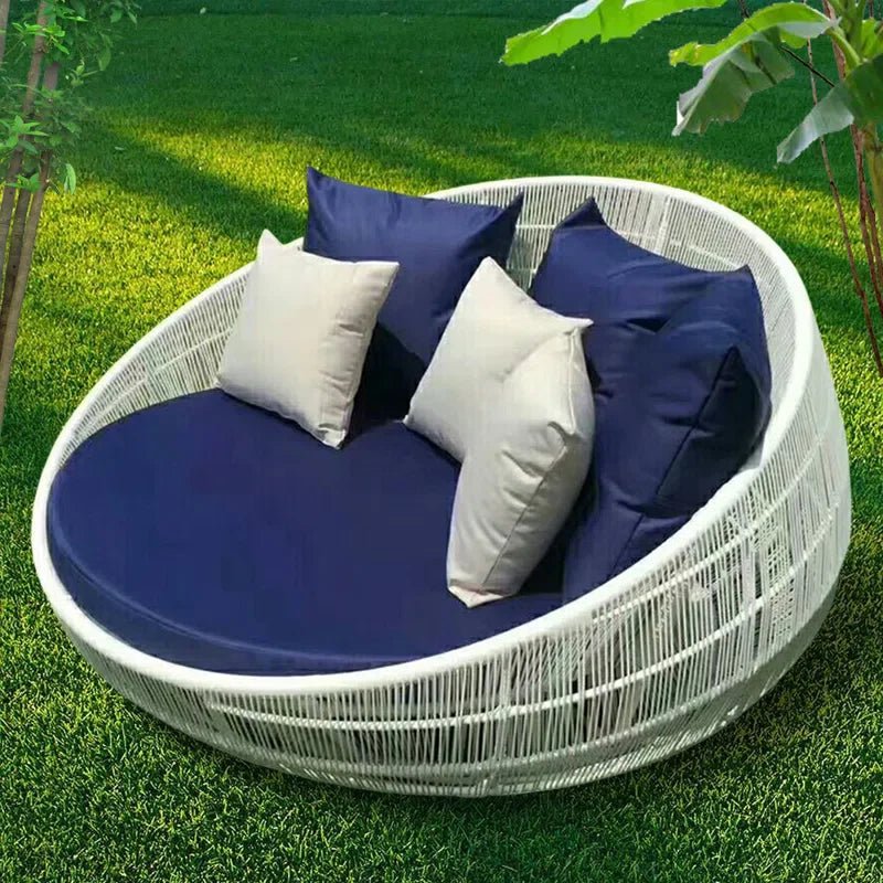 Jimmye_47.2_Wicker_Outdoor_Patio_Daybed Ariza Outdoor Poolside Sunbed With Cushion Daybed (WHITE) - Image 1